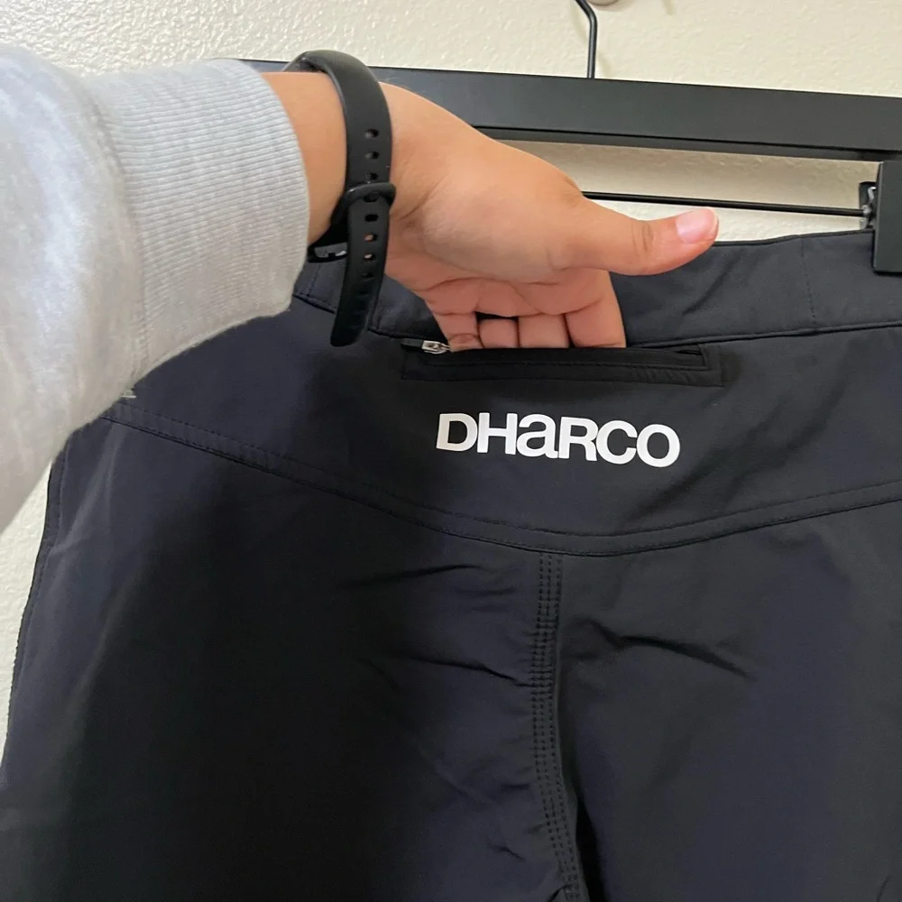 •DHARCO• Gravity Shorts Black Baggy Four Way Stretch Zipper Pockets - Picture 9 of 10